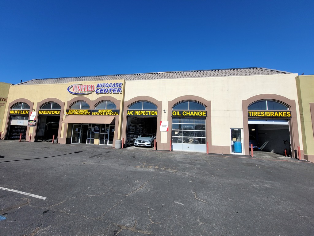 United Auto Care Center