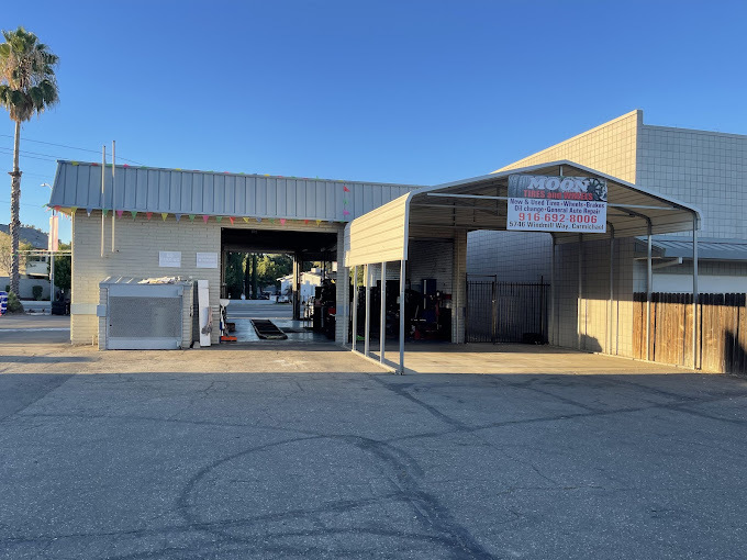 Moon Tires and Auto Services